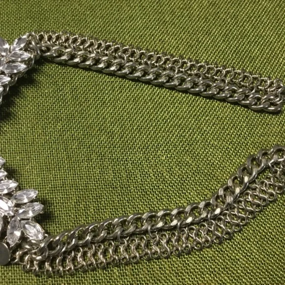 Prom/Wedding Rhinestone Collar Necklace - Picture 6 of 13